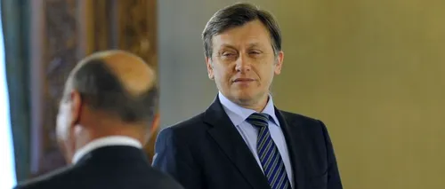 Antonescu, despre Băsescu: Românii nu pot fi reprezentați în acest mod mârlănesc