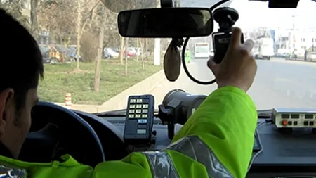 Un șofer băut gonea prin Bacău. Ce s-a întâmplat după ce polițiștii au reușit să-l oprească