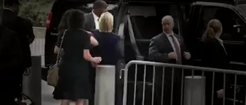 Hillary Clinton își întrerupe campania. Momentul în care i se face rău și e pe punctul de a cădea din picioare. Anunțul făcut de medici. VIDEO