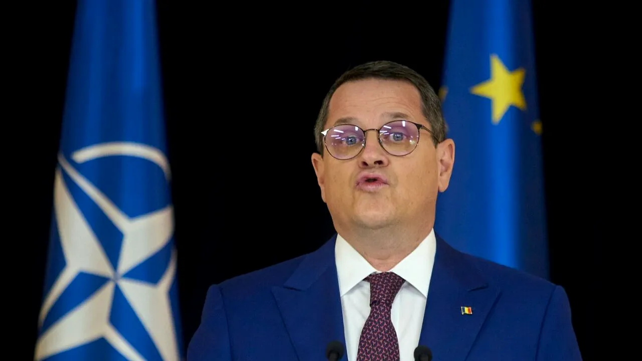 Fostul șef al SRI Eduard Hellvig povestește „IMPACTUL” cu modul în care profesioniștii din SRI transmit informări: „Poate părea straniu și încriptat”
