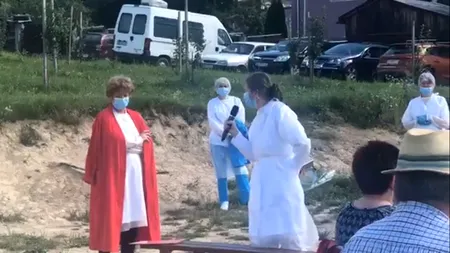 Protest la Spitalul de Boli Cronice Câmpeni. Se cere demisia conducerii / Medic: Mi s-a luat dreptul la muncă. Lucrez în mod ilegal - VIDEO