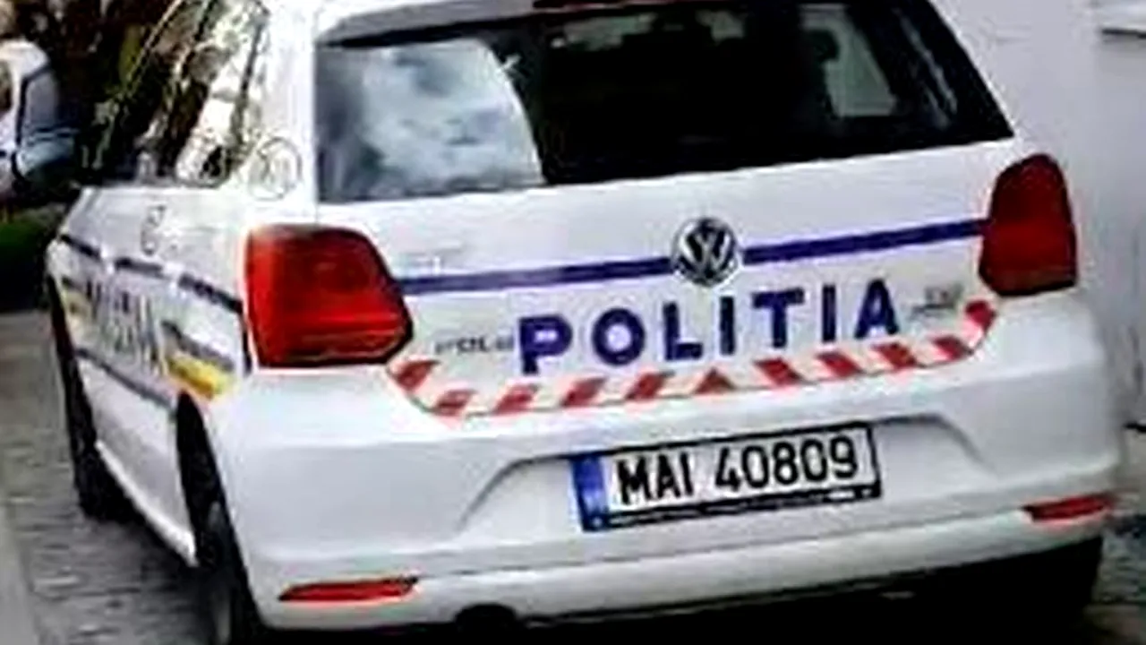 Un bărbat dezbrăcat a lovit un jandarm în Gara de Nord