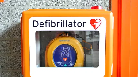 Proiect PNL Sector 3: Toate școlile din sector vor fi dotate cu defibrilatoare automate