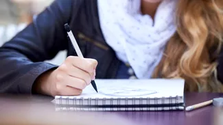 Simulare Bacalaureat 2026. Ce subiecte le-au picat elevilor de liceu la prima probă, Limba și literatura Română