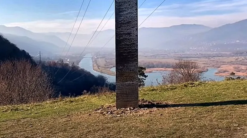 Presa britanică: Un monolit misterios a apărut în România după ce un obiect asemănător a dispărut din Utah! / Ce spun autoritățile române - VIDEO