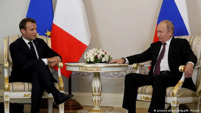Macron cere Rusiei să oprească ofensiva în Ucraina. Putin pune condiții dure