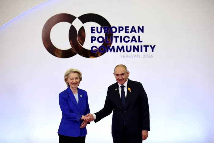 Ursula von der Leyen și premierul armeanl Nikol Pașinian - Foto: Profimedia images