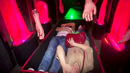 „Îți oferim experiența morții