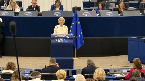 Ursula von der Leyen îi laudă pe fermierii europeni în discursul său despre starea Uniunii. „Sunt cei mai buni din lume, dar sunt insuficient asigurați“. Ce le promite șefa CE agricultorilor