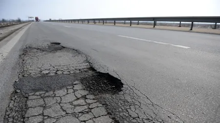 Cât s-a alocat în 2013 pentru astuparea gropilor de pe drumurile naționale