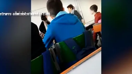 Du-te la MĂ-TA acasă, dacă e frig aici! Dar nu vă e puțin rușine? Administrator de școală, filmat în timp ce JIGNEȘTE elevii pentru că le este FRIG