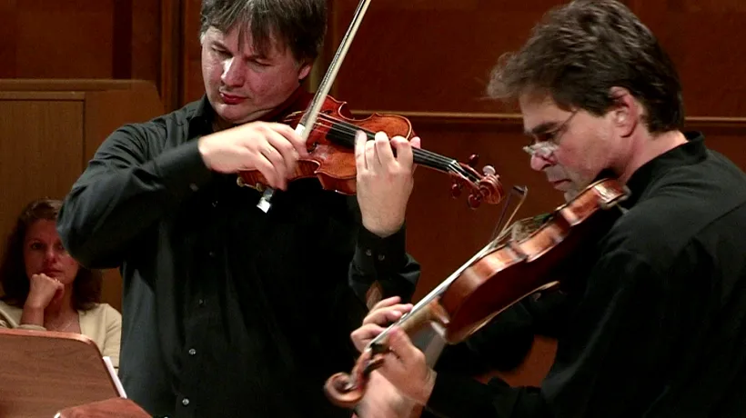 Reîncepe „Duelul Viorilor. Stradivarius vs Guarneri se vor auzi pe scenele din România