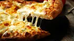 Oamenii de știință explică: De ce îți este poftă de cartofi prăjiți sau pizza după ce ai băut alcool