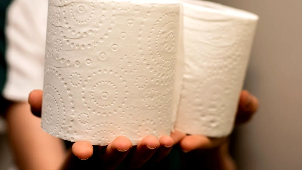 Un primar din județul Iași a vrut să lase elevii fără hârtie igienică pentru că au note mici: „Eu nu sunt cu remuneratul la prostie”