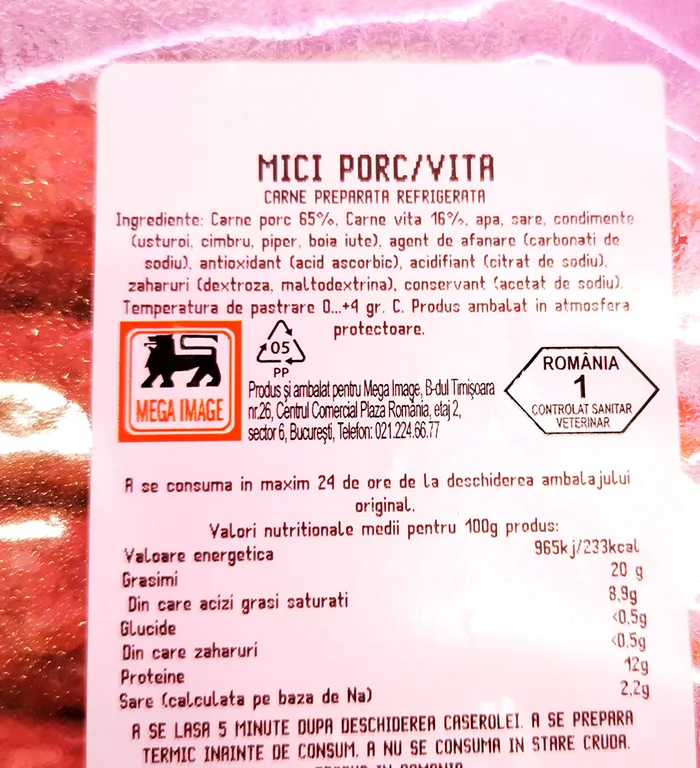 Mănânci mici de la Gusturi Românești din Mega Image?