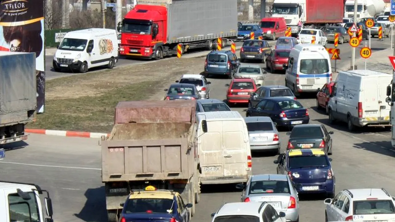 De ZIUA MUNCII, 1 MAI 2013, s-au format coloane de kilometri întregi de mașini pe DN1 și A2. Unde pleacă românii de ZIUA MUNCII