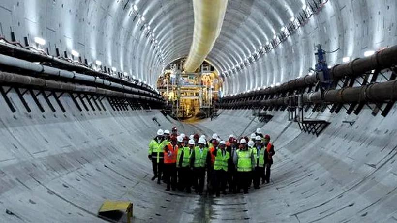 A fost inaugurat primul tunel rutier care leagă Europa de Asia. Cât costă o călătorie și unde vor ajunge toți banii