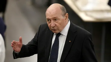 Traian Băsescu acuză o 