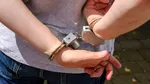 Bărbat de 40 de ani din București, acuzat că ar fi abuzat sexual în mod repetat o MINORĂ de 14, plasat sub control judiciar