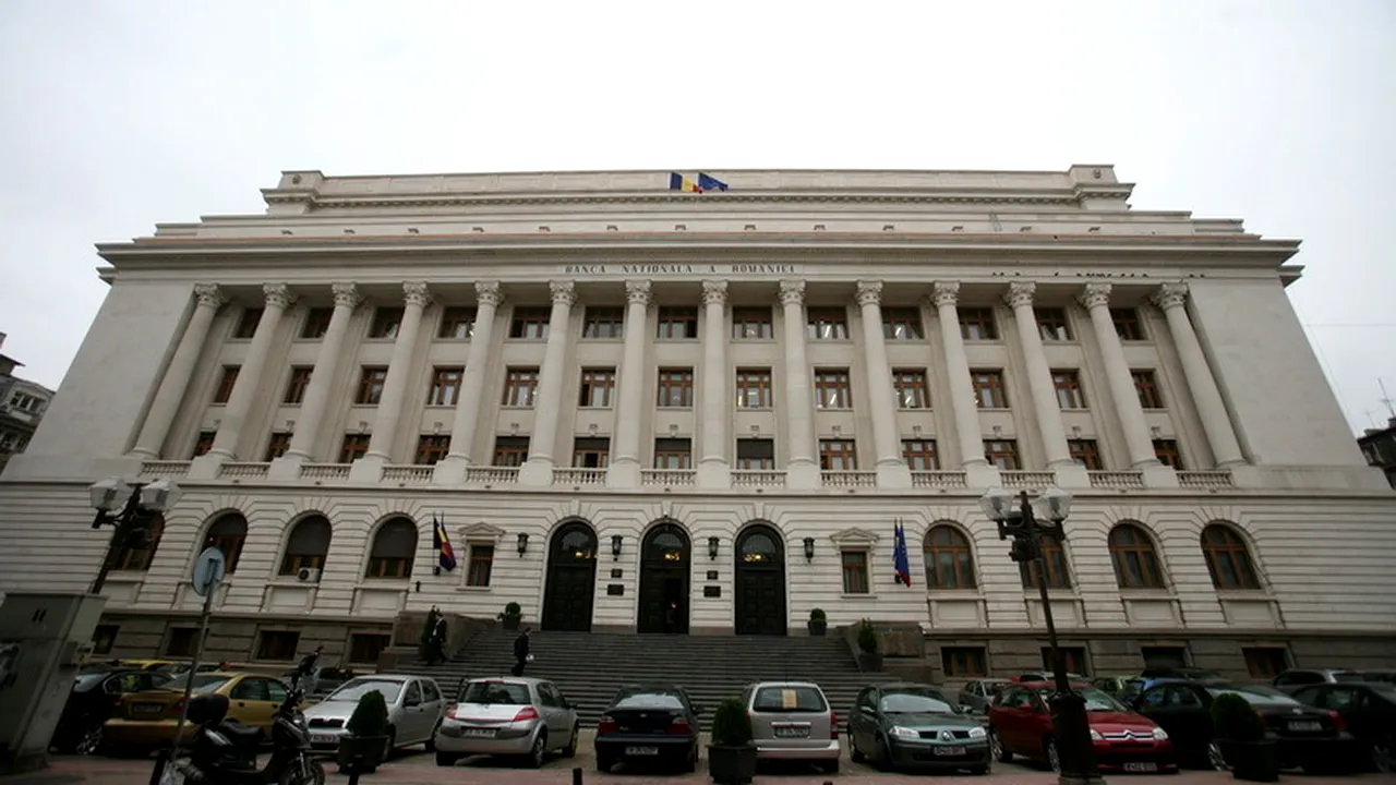 Rezervele valutare la BNR au scăzut în aprilie cu 268 milioane euro