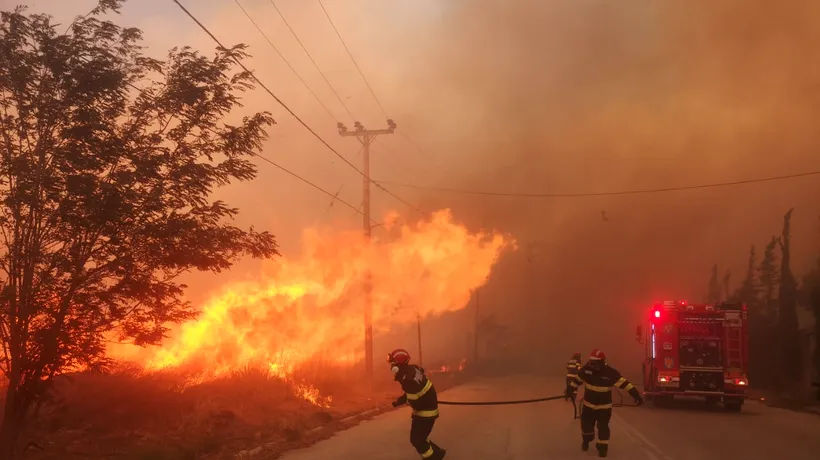 România trimite alți 56 de pompieri și un modul specializat de stins incendii de pădure în Grecia