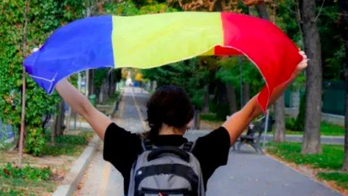 Aproximativ 27.000 de români au semnat pentru unirea României cu Republica Moldova