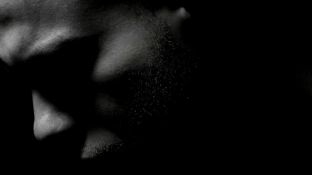 Tatăl a doi copii face mărturisi șocante: Îmi înșel soția pentru că ne face relația „mai puternică