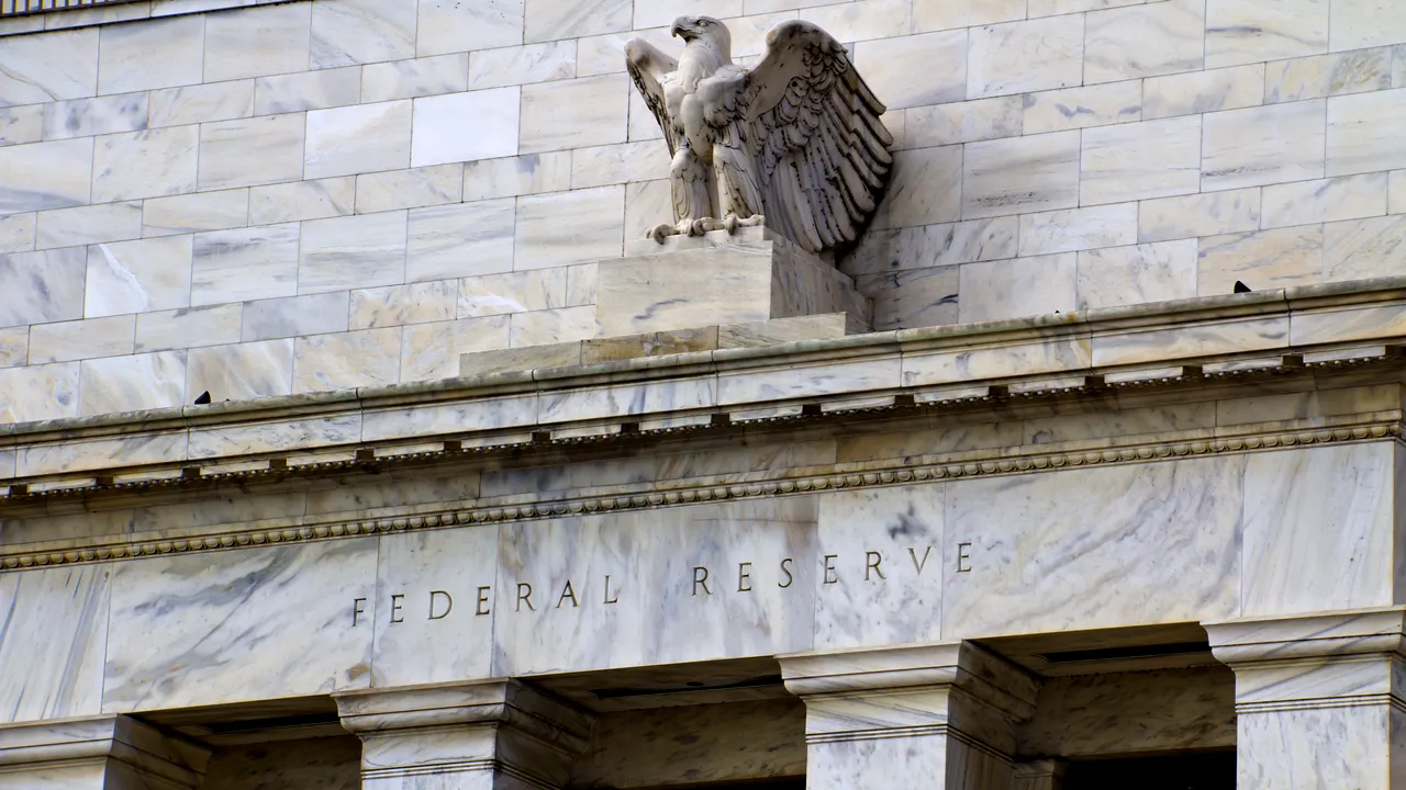 Fed a decis reducerea dobânzii de referință în Statele Unite