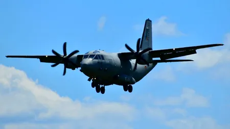 Alertă cu bombă la bordul unui avion care zbura deasupra țării noastre | Aeronava, escortată de două avioane ale Forțelor Aeriene Române