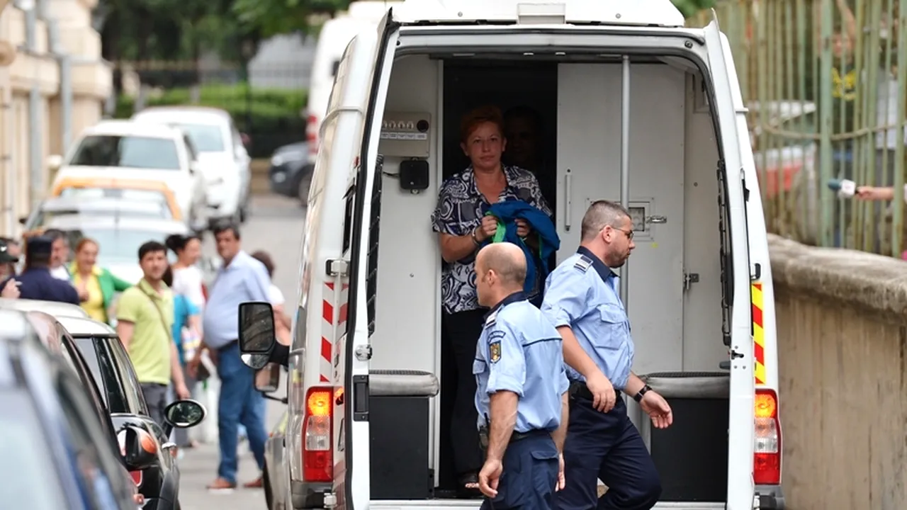 Judecătoarea Carmen Mladen, acuzată de șantaj, a fost arestată preventiv pentru 29 de zile