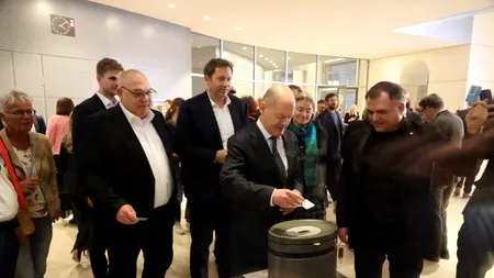 Guvernul Olaf Scholz a fost demis de Bundestag /GERMANIA se îndreaptă spre alegeri anticipate