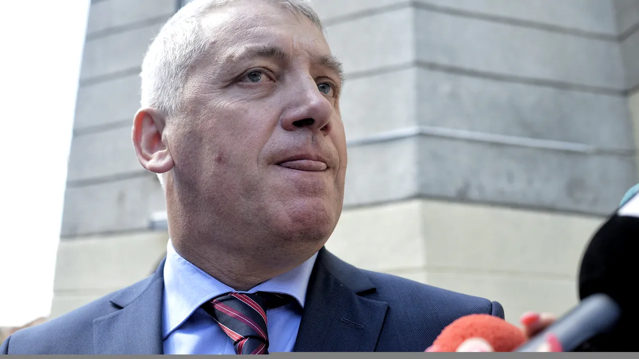 CExN al PSD: Adrian ȚUȚUIANU și Marian NEACȘU ar putea fi EXCLUȘI din partid. Mai bine NE DESPĂRȚIM de acei membri care nu respectă votul majorității