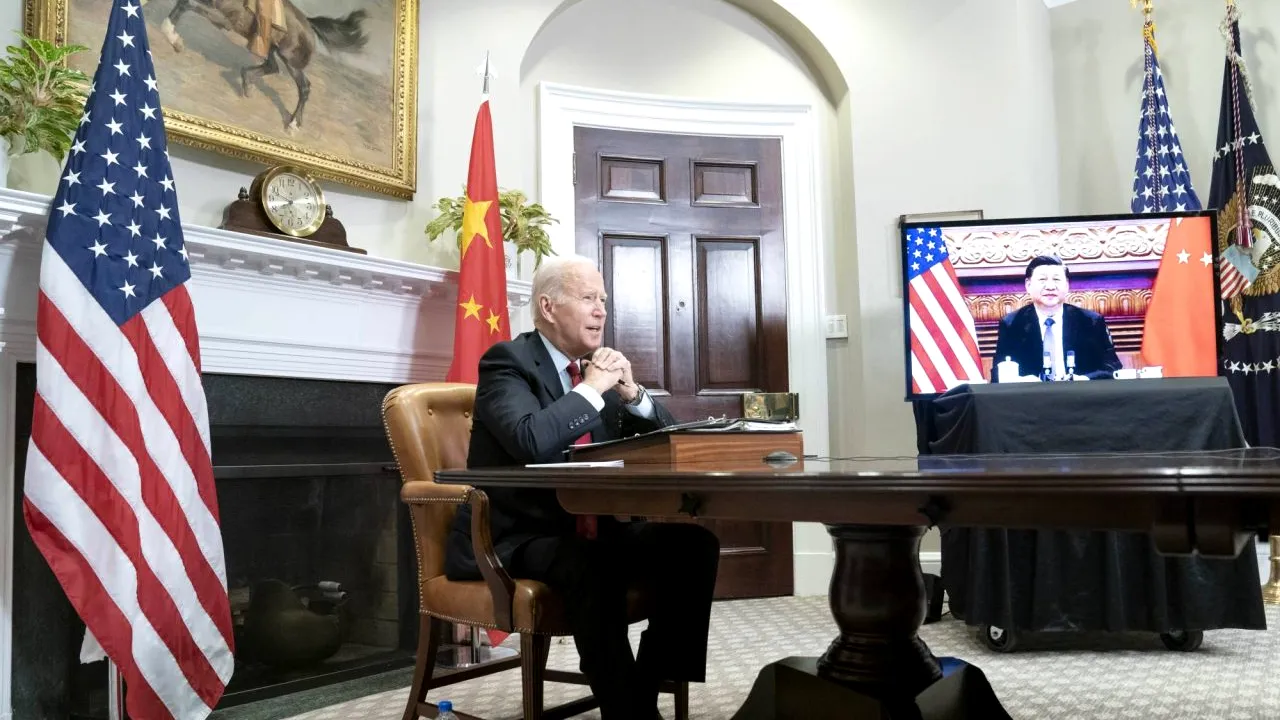 Xi Jinping l-a avertizat pe Joe Biden „să nu se joace cu focul” în privinţa Taiwanului
