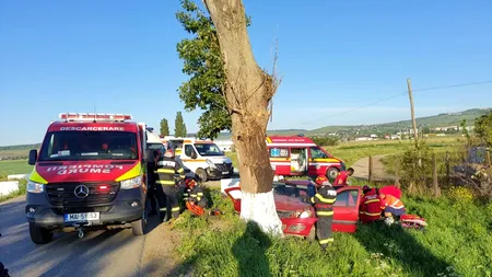FOTO | Grav accident de circulație în județul Iași: O femeie a murit și alte două persoane au ajuns la spital