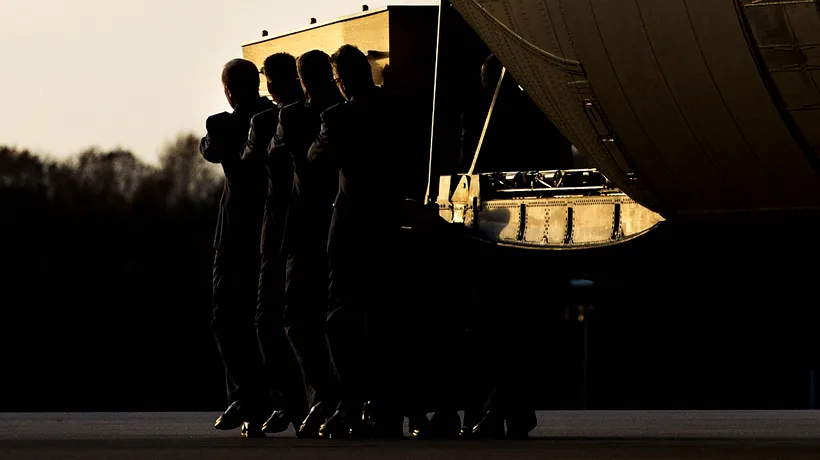 Alte cinci sicrie ce conțin rămășițe umane ale victimelor zborului MH7 au ajuns în Olanda