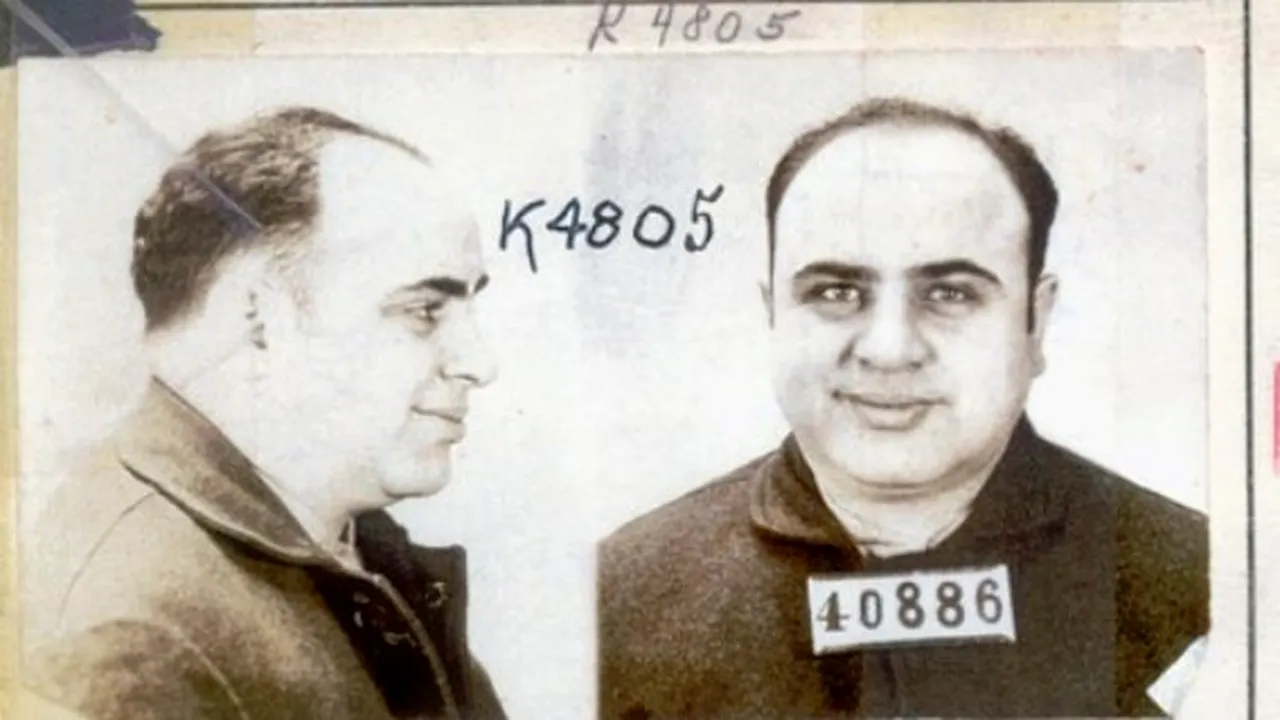 Pistolul preferat al lui Al Capone, scos la licitație. Ce alte obiectele ale gangsterului mai sunt vândute în California