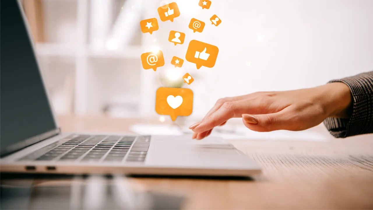 Atenție la o nouă ESCROCHERIE pe Facebook. Cum au pierdut utilizatorii sume de bani: 