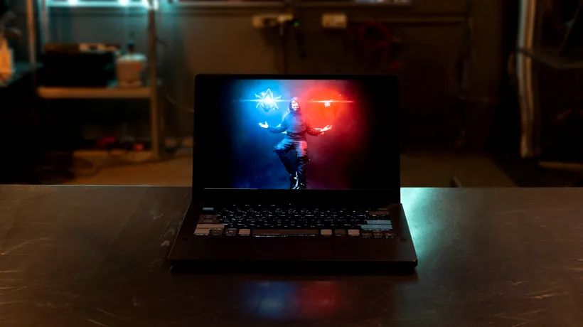 ROG Zephyrus: laptopuri de gaming care ignoră orice limită