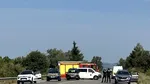 Alertă în Franța. Un avion al Forțelor Aeriene, folosit pentru instruirea piloților, a aterizat forțat pe un drum și a luat foc. Care este starea echipajului