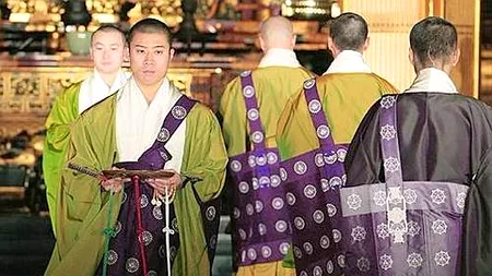  Ce este iubirea. Explicația celui mai modern călugăr budist, un robot