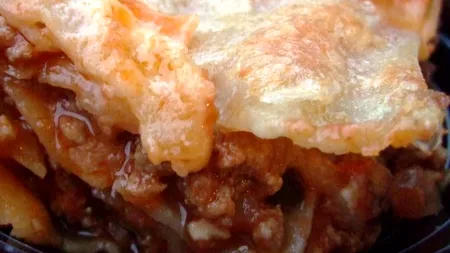 Anchetă în Bulgaria în cazul unor produse lasagna care ar conține carne de cal