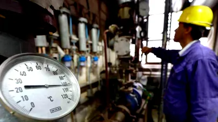 Nicușor Dan anunță lucrări la rețeaua de termoficare cu bani din credite!