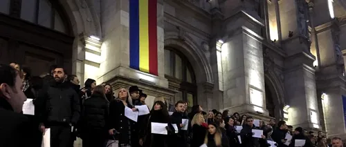 Gest fără precedent. Sute de magistrați protestează în București față de modificările la Legile Justiție. VIDEO