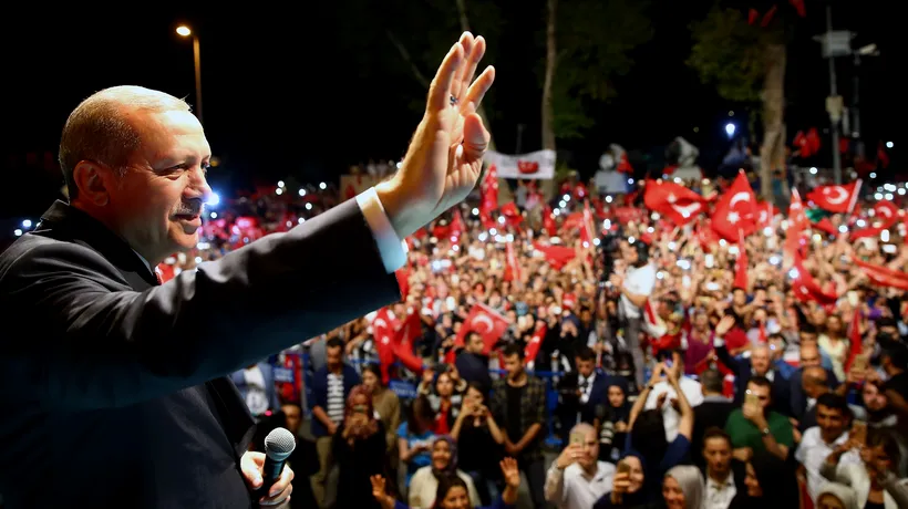 Erdogan declară STARE DE URGENȚĂ în Turcia