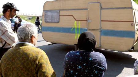 Experții Națiunilor Unite avertizează guvernul francez în cazul demolărilor taberelor de romi