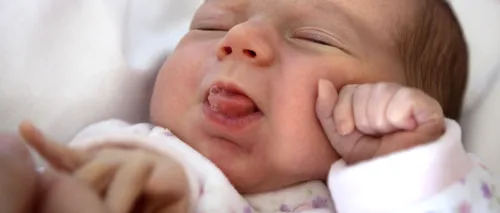 MIRACOL medical: Primul copil născut de o femeie cu uterul TRANSPLANTAT și cu ajutorul unui robot