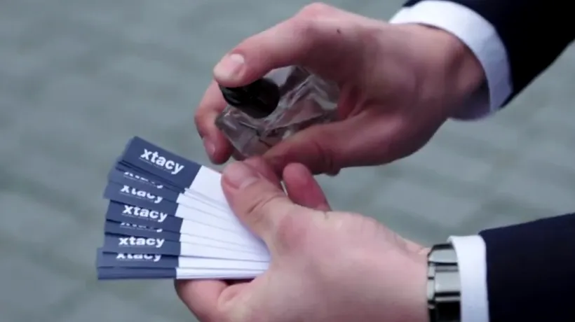 Demers inedit în lupta împotriva drogurilor: Parfum cu ecstasy oferit gratuit de cărtre poliție. Care este motivul - VIDEO 