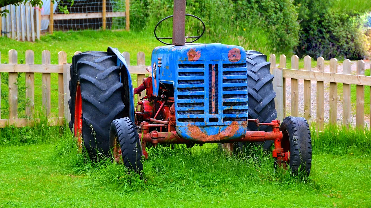 Programul Rabla pentru TRACTOARE pe ultima sută de metri. A fost semnat Ghidul de Finanțare