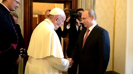 Vladimir Putin a întârziat peste o oră la întâlnirea cu Papa Francisc