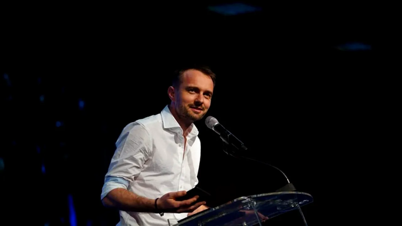 „Mikey Hash”, despre adolescenta bătută crunt în Târgu Jiu: Și eu am fost victima bullying-ului. Pe vremea aia îi spuneam o marți cu ghinion